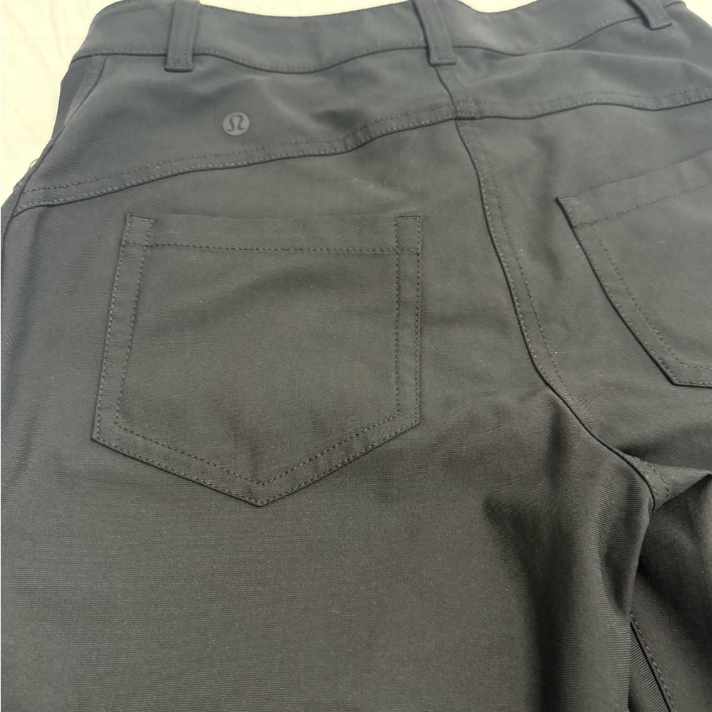 Lululemon Athletica Black Long Pants sz 4 Never Been Worn Like New
